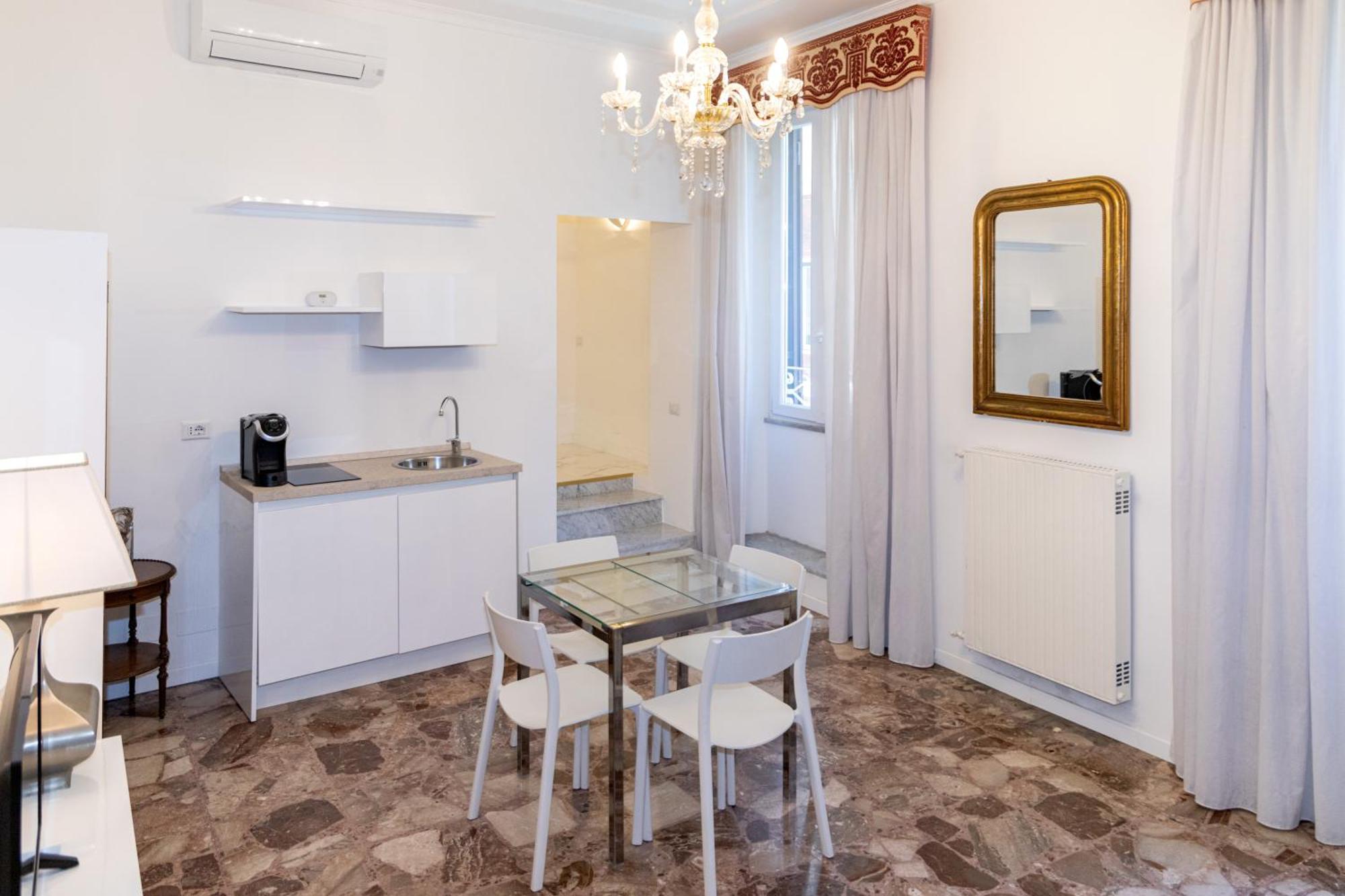 Dimora Quattro Cantoni - Rione Monti Apartment